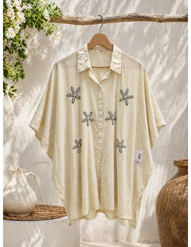 Camisa Tostada con Estrellas de Mar Bordadas