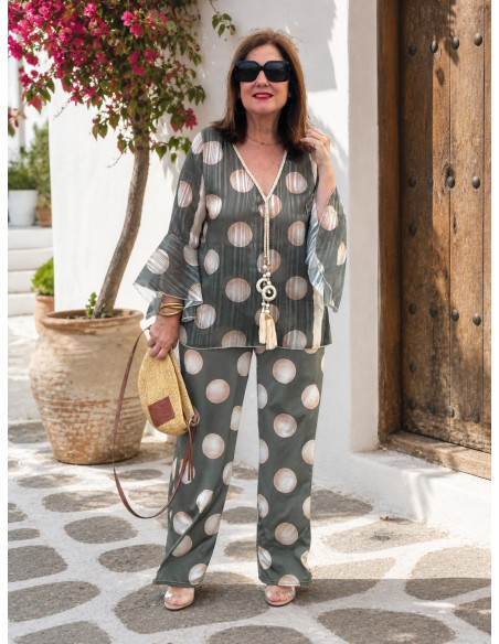 Conjunto blusón y pantalón en seda fría Lunar verde