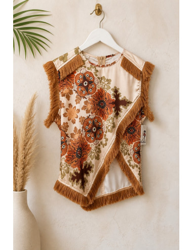 Blusa Cruzada con Flecos y Estampado Boho crudo