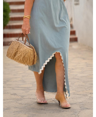 Vestido verde con piculina cruda y bajo asimétrico 2