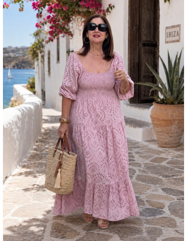 🌸 Vestido en Bordado Inglés Rosa: Elegancia y...