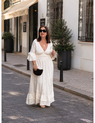 Vestido Largo en Bordado Inglés crudo con...