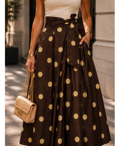 Falda chocolate con lunar amarillo 2
