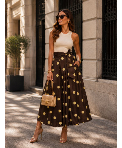 Falda chocolate con lunar amarillo