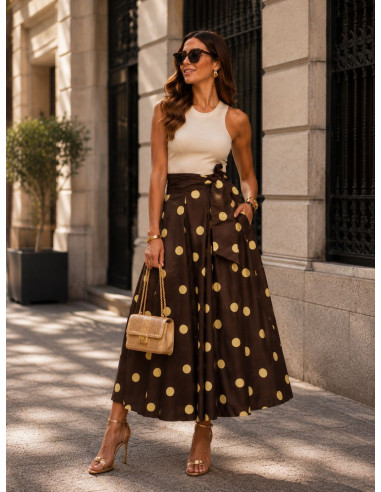 Falda chocolate con lunar amarillo