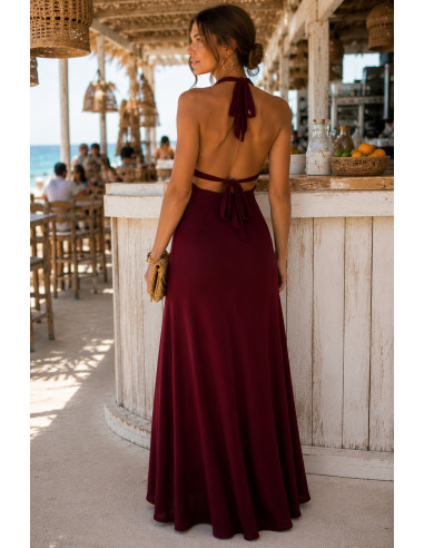 Vestido largo halter burdeos con abertura lateral