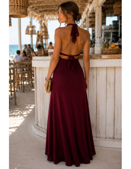Vestido largo halter burdeos con abertura lateral