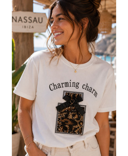 Camiseta blanca perfume con lentejuelas animal print