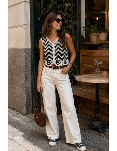 Top chaleco crochet crudo y negro(ref.875)