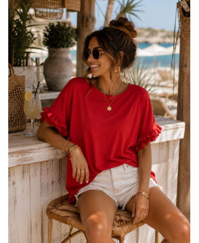 🐆 Camiseta roja con pequeño volante en mangas 2
