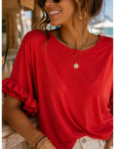 🐆 Camiseta roja con pequeño volante en mangas