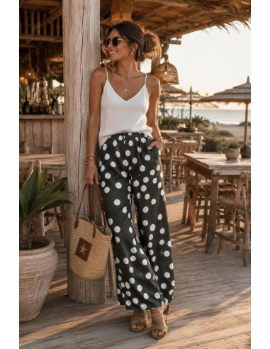 Pantalón verde kaki con lunares blancos y...