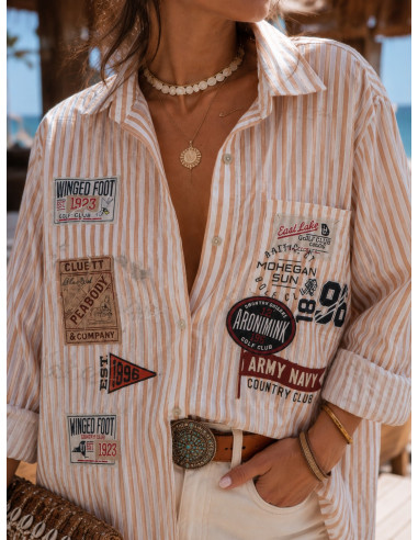 Camisa Rayas Blanco y Camel con Serigrafía