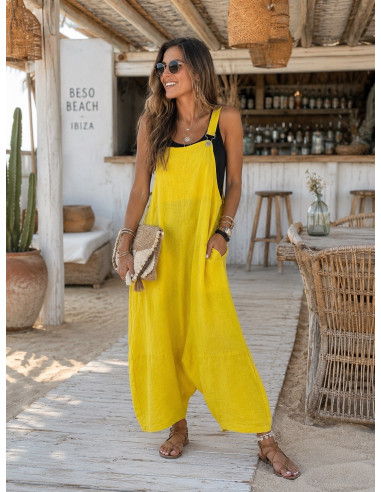 Mono baggy de lino amarillo con bolsillos...