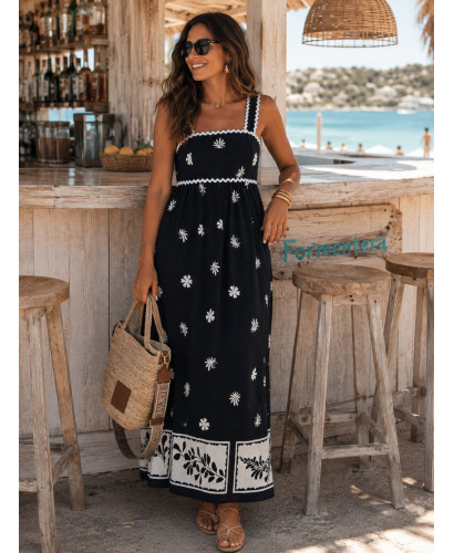 Vestido Negro con Estampado Blanco y Detalles de Piculina 2