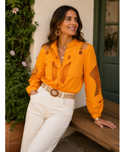 Camisa Naranja Bordada con Calados y Forro Interior 2