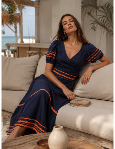 Conjunto de top y falda azul marino con...