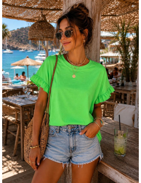 🐆 Camiseta verde flúor con pequeño volante en mangas
