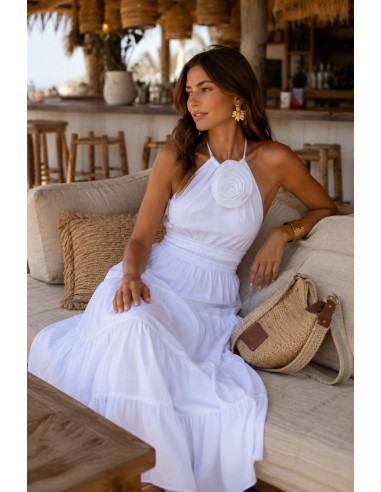 Vestido Blanco Anudado al Cuello con Flor en...