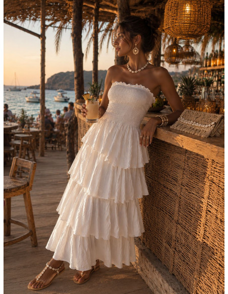 Vestido Largo Blanco con Nido de Abeja y Volantes
