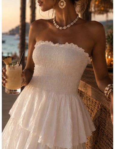 Vestido Largo Blanco con Nido de Abeja y Volantes