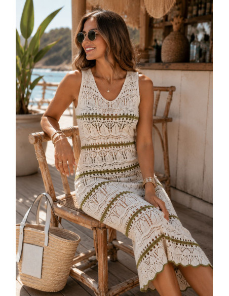 Vestido Largo de Punto Verde y Crudo con Escote Pico