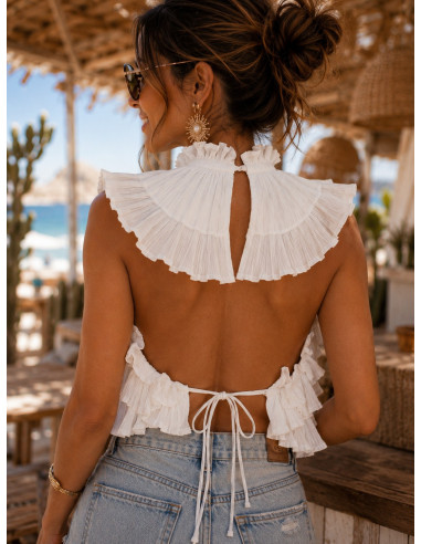 🌼 Top Halter Blanco con Volantes: Elegancia y...