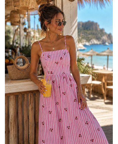Vestido Midi de Rayas Rosa con Cerezas Bordadas 2