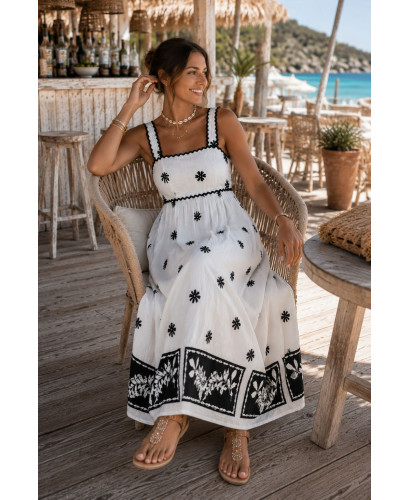 Vestido blanco con Estampado negro y Detalles de Piculina