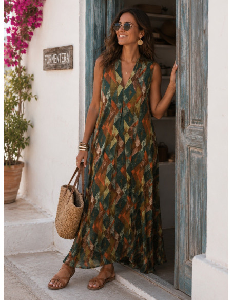 Vestido largo estampado en tonos verdes y naranja  con strass