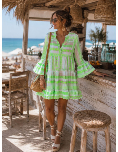 Vestido Babydoll Bordado Verde Lima con Escote...