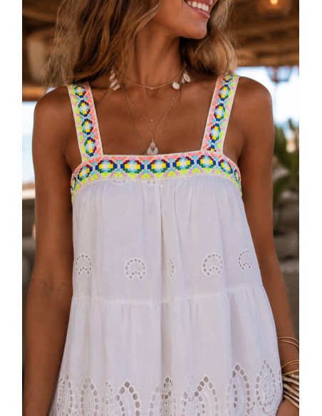 Vestido Blanco Bordado con Tirantes Flúor
