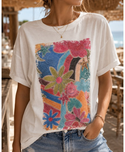 Camiseta Blanca con Detalle de Lentejuelas y Flores 🌺
