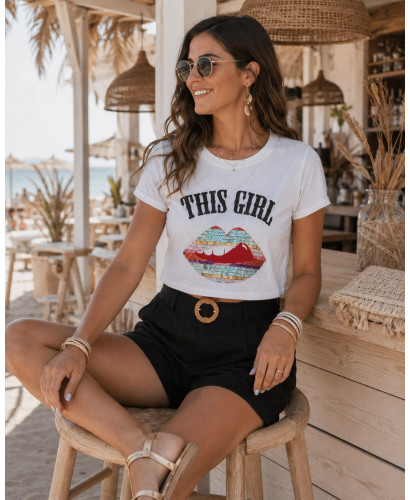 Camiseta corta labios lentejuelas 2