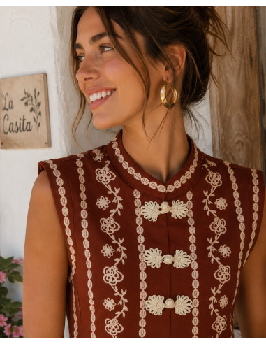 Blusa de lino marrón con dibujo en crudo
