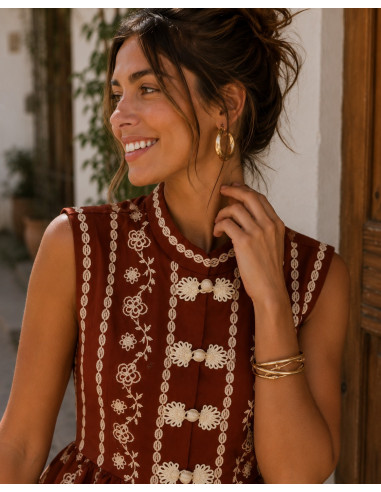 Blusa de lino marrón con dibujo en crudo