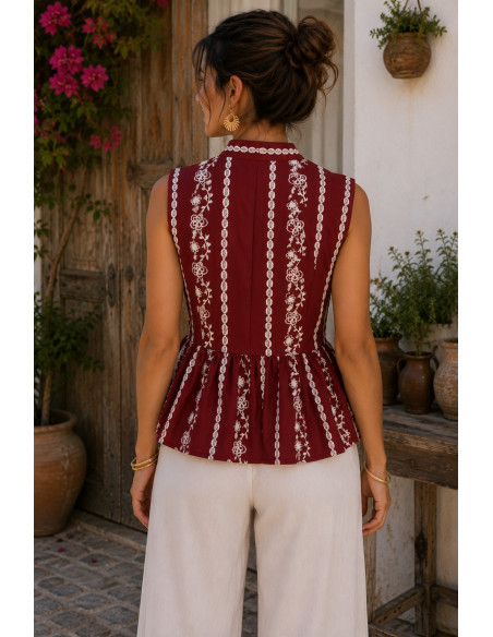 Blusa de lino granate con dibujo en blanco