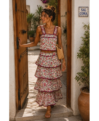 Conjunto de dos piezas con falda de volantes y top...