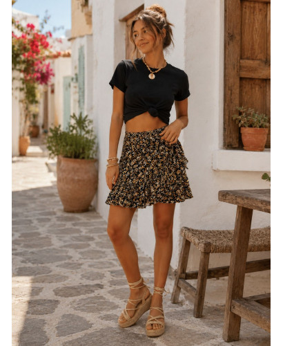 Falda Corta Cruzada negra  con Estampado Floral marrón