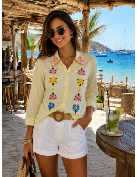 Camisa Bordada de Algodón con Flores y Cuello Bordado