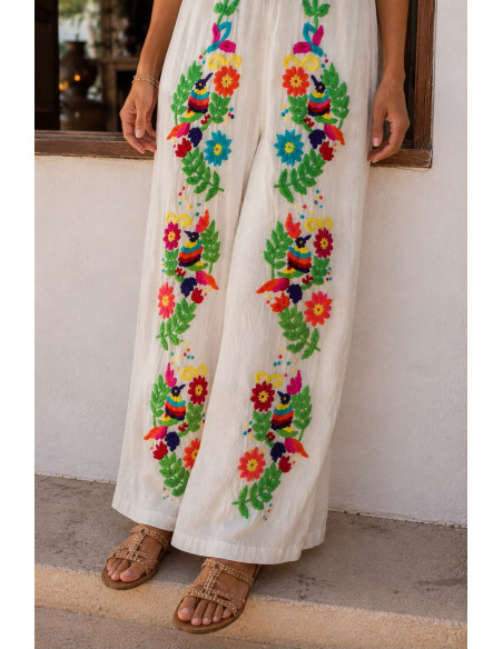 Mono de Bambula Blanco Bordado Multicolor con Bolsillos