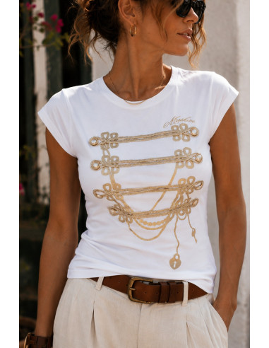 Camiseta blanca con Botones Dorados y Cordón...