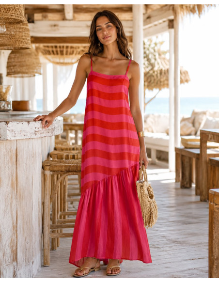 Vestido largo de rayas rojo y rosa con diseño asimétrico