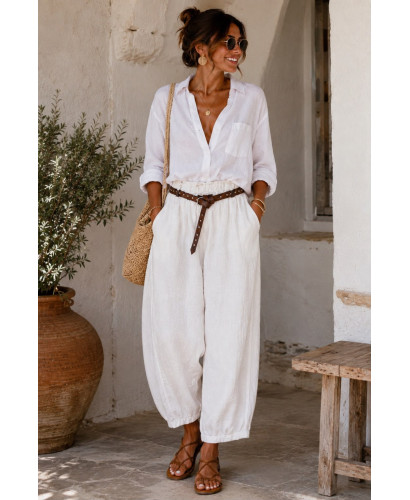 Pantalón de Lino Blanco con Cinturón de Tachas y Bolsillos 2