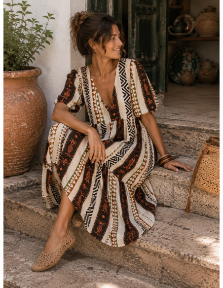 Vestido Largo Estampado con Escote de Pico y Motivo de Piñas