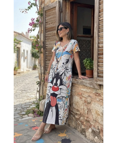 Vestido Largo con Estampado Artístico de Personaje y...