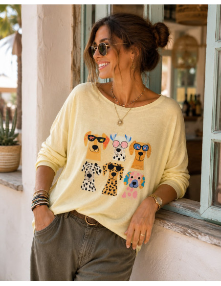 Suéter Amarillo Efecto Lavado con Estampado de Perros