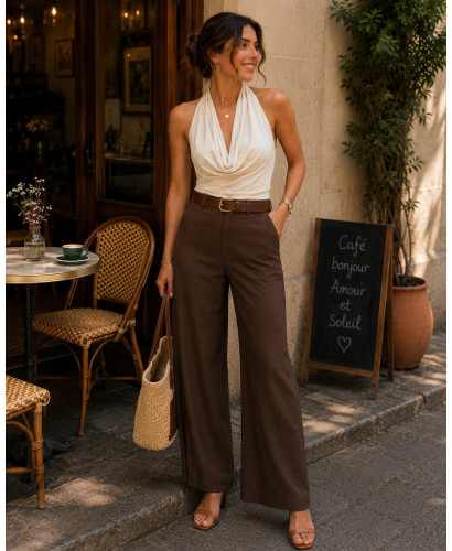 🤍 Top Crudo con Escote Halter y Espalda Trenzada 2