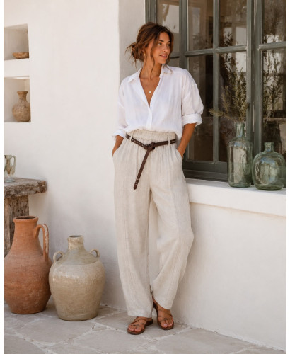 Pantalón de Lino crudo con Cinturón de Tachas y Bolsillos