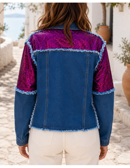 Chaqueta Vaquera con Lentejuelas Rosas y Acabado Desflecado